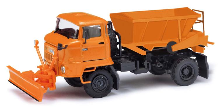 IFA L60 D035 Düngerstreuer ND Bereifung Winterdienst mit Schneeschiebeschild